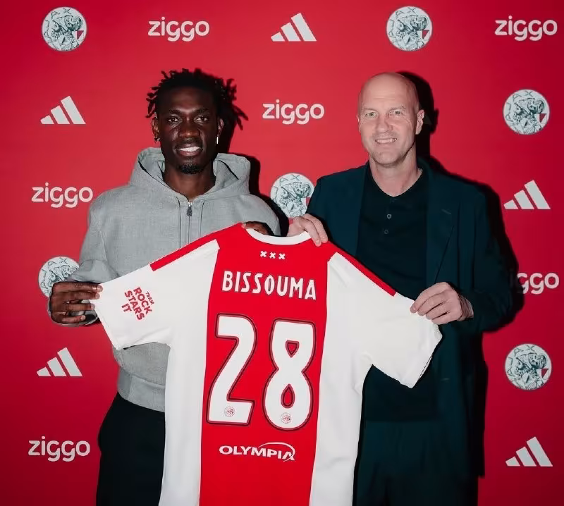 Ajax Iv Bissumani o'z safiga qo'shib oldi