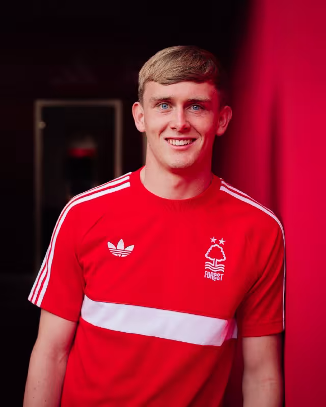 Nottingham Forest Maykl Nunanni o'z safiga qo'shib oldi