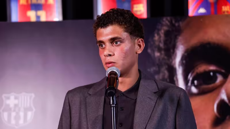 Hamza Abdelkarim: "Murabbiylar qaroriga hurmat bilan qarash kerak"