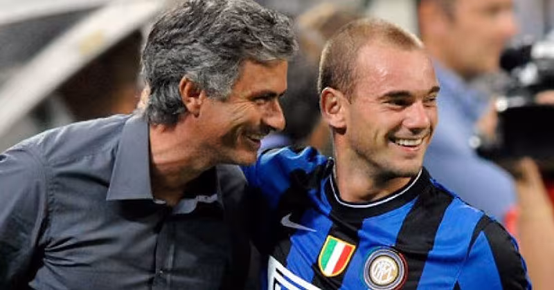 Uesli Sneyder Mourinyu haqida: «U bizni shunchaki maftun etib qo'ygandi»