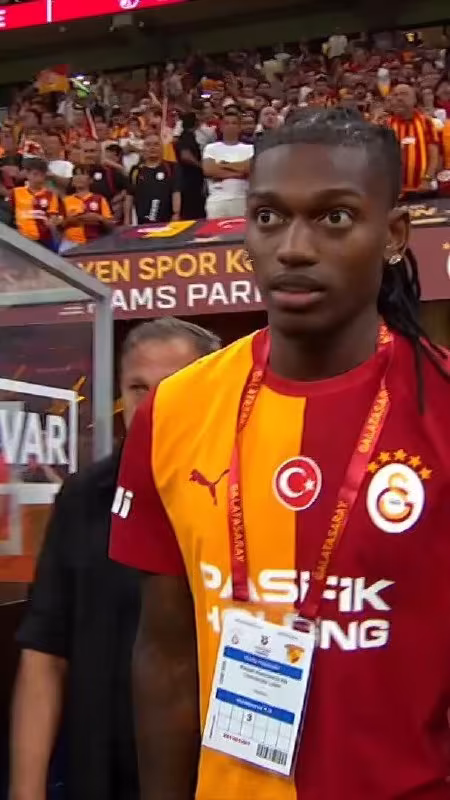 Rafael Leao «Galatasaroy»ga o'tdi