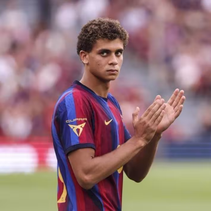 Barselona Hamza Abdelkarimning tovon pulini oshirmoqchi