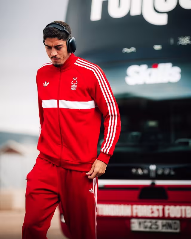 Oliver Glasner: Milenkovich va Jair Kunya jarohat sabab tarkibdan joy olmadi
