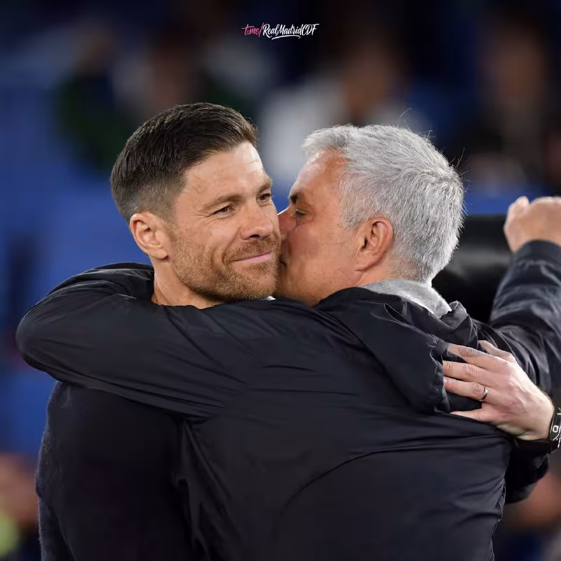 AS: Mourinyo kelgach, jamoadagi vaziyat o'zgardi