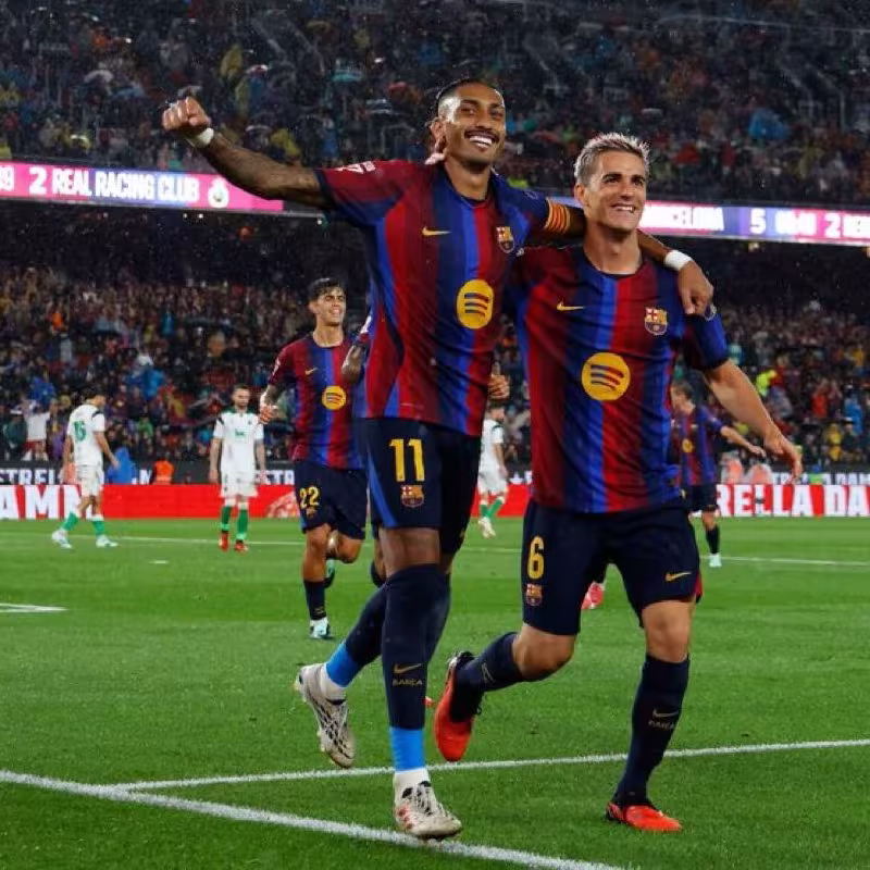 Barcelona La Ligada peshqadamlik qilmoqda