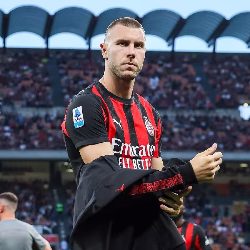 Milan Rabio va Pavlovich bilan shartnomalarni uzaytirmoqchi