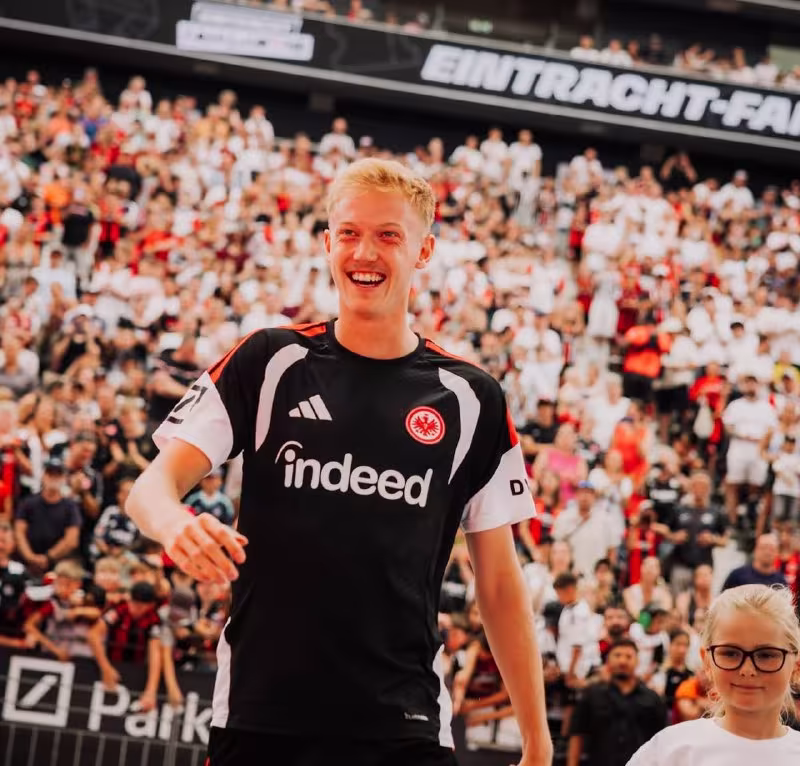 Hugo Larsson «Fulxem» bilan muzokaralar olib bormoqda