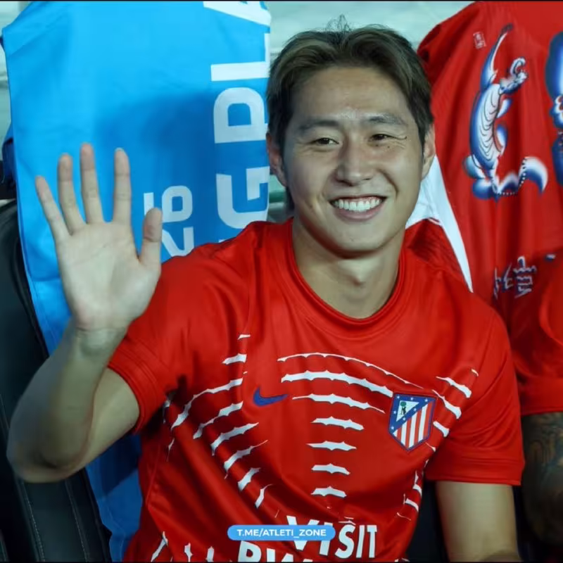 Li Kan In jarohati haqida gapirdi