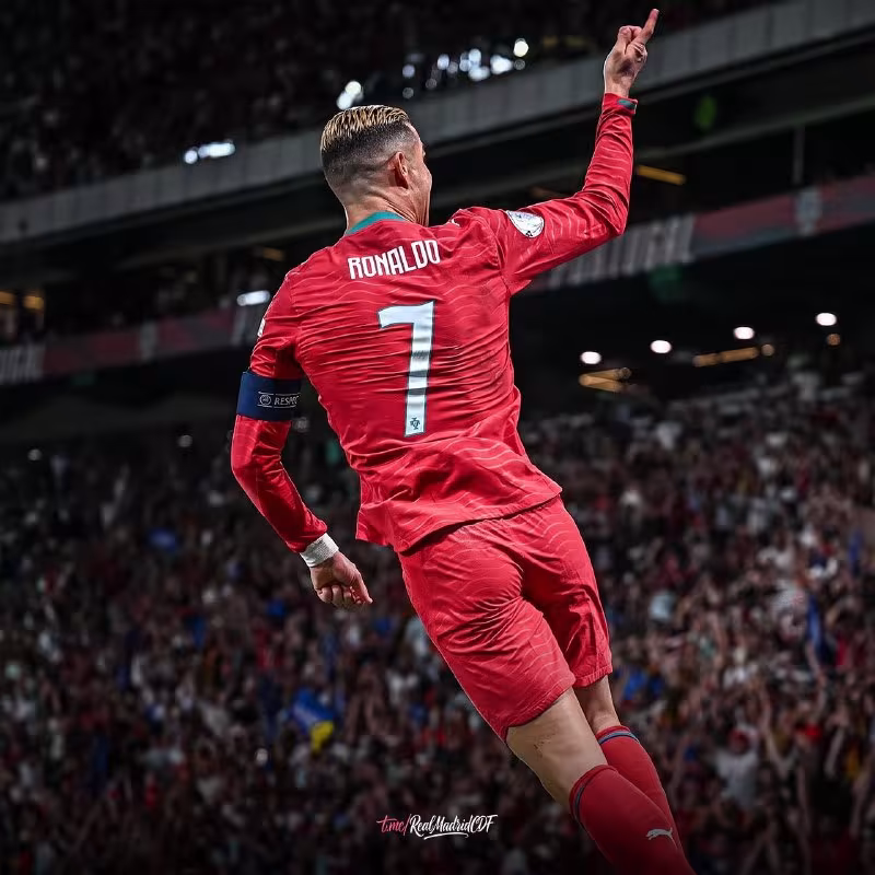 L'Equipe: Portugaliya Krishtianu Ronalduni xayrlashuv o'yiniga qaytarmoqchi