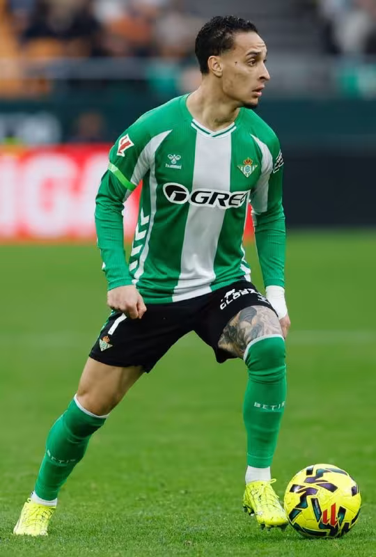 Besiktas Antoni bilan qiziqmoqda