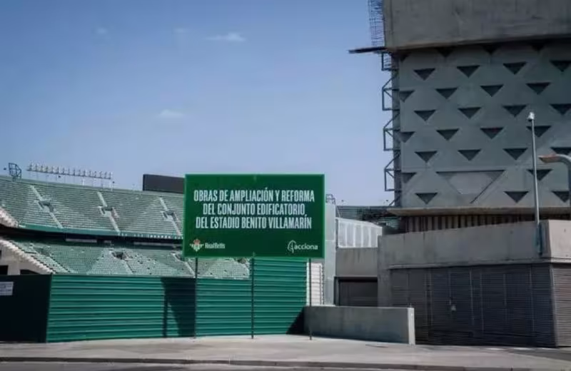 Real Betis «Benito Vilyamarin» stadioni rekonstruksiyasi bo'yicha xarajatlarni qisqartirmoqda