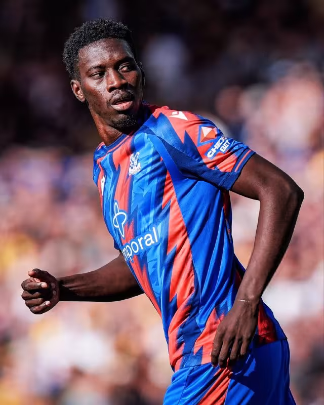 Ismail Sarr «Kristal Pelas» bilan shartnomani uzaytirdi